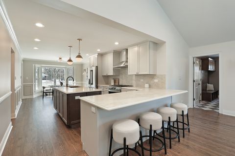 Tiny photo for 2348 Ash Lane, Northbrook, IL 60062 (MLS # 12571617)