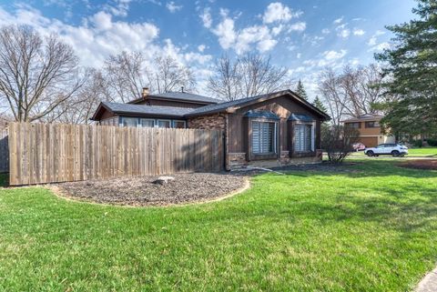 Tiny photo for 18724 Loomis Avenue, Homewood, IL 60430 (MLS # 12611816)