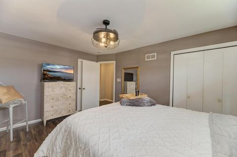 Tiny photo for 18724 Loomis Avenue, Homewood, IL 60430 (MLS # 12611816)