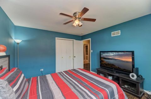 Tiny photo for 18724 Loomis Avenue, Homewood, IL 60430 (MLS # 12611816)