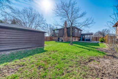 Tiny photo for 18724 Loomis Avenue, Homewood, IL 60430 (MLS # 12611816)