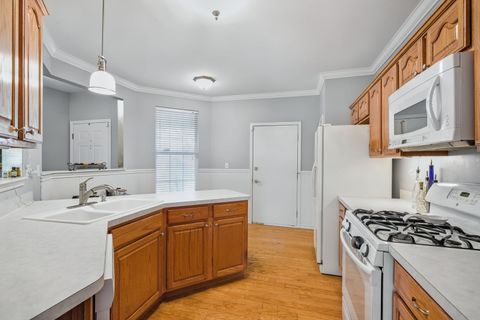 Tiny photo for 2948 Waters Edge Circle, Aurora, IL 60504 (MLS # 12469547)