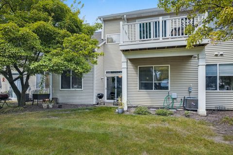 Tiny photo for 2948 Waters Edge Circle, Aurora, IL 60504 (MLS # 12469547)