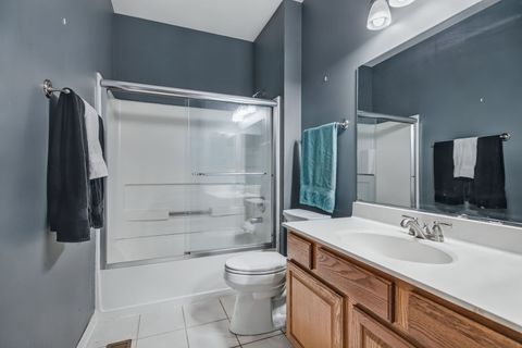 Tiny photo for 2948 Waters Edge Circle, Aurora, IL 60504 (MLS # 12469547)
