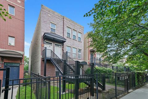 Photo of 2432 W Harrison Street #3, Chicago, IL 60612 (MLS # 12516661)