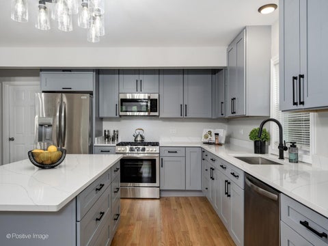 Tiny photo for 1950 Monroe Avenue, Glenview, IL 60025 (MLS # 12655084)