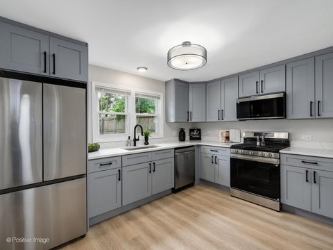 Tiny photo for 1950 Monroe Avenue, Glenview, IL 60025 (MLS # 12655084)