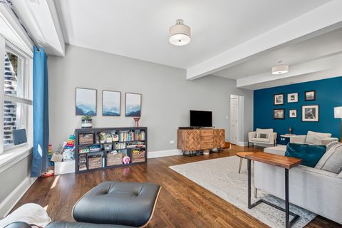 Tiny photo for 1114 Main Street #1W, Evanston, IL 60202 (MLS # 12278071)