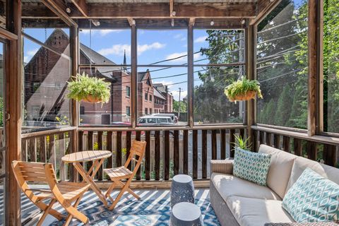 Tiny photo for 1114 Main Street #1W, Evanston, IL 60202 (MLS # 12278071)