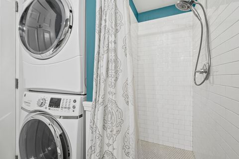 Tiny photo for 1114 Main Street #1W, Evanston, IL 60202 (MLS # 12278071)