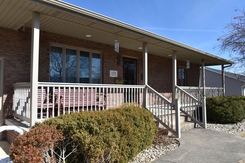 Tiny photo for 1308 W Carol Drive, Roanoke, IL 61561 (MLS # 12579355)