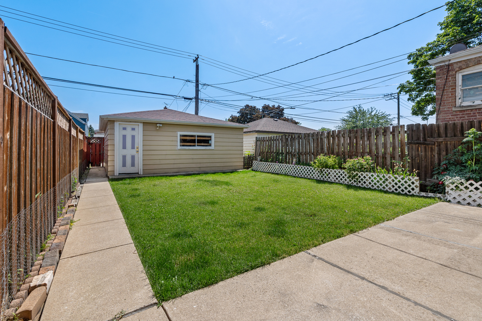 3855 W 58th Place