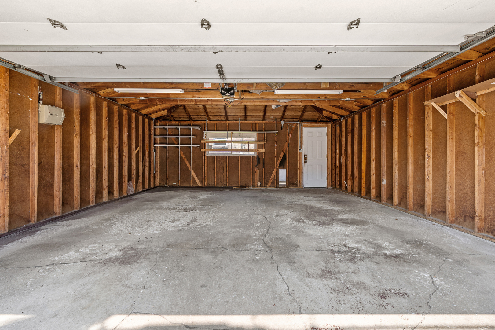 3855 W 58th Place