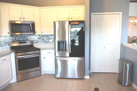 Tiny photo for 14160 SHEFFIELD Drive #404, Homer Glen, IL 60491 (MLS # 12624421)