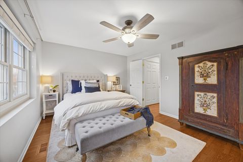 Tiny photo for 407 W Hillgrove Avenue, La Grange, IL 60525 (MLS # 12577455)