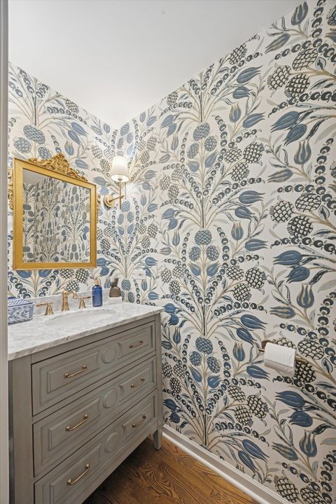 Tiny photo for 407 W Hillgrove Avenue, La Grange, IL 60525 (MLS # 12577455)