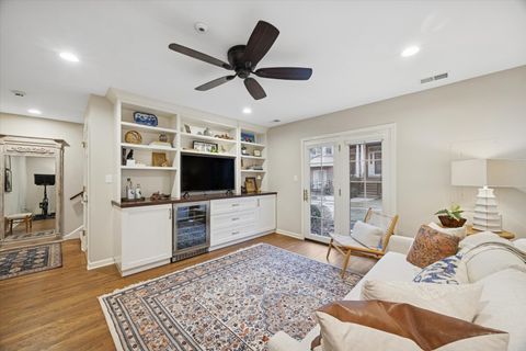 Tiny photo for 407 W Hillgrove Avenue, La Grange, IL 60525 (MLS # 12577455)