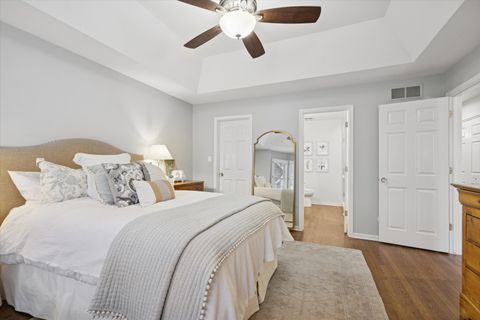 Tiny photo for 407 W Hillgrove Avenue, La Grange, IL 60525 (MLS # 12577455)