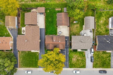 Tiny photo for 13125 E Playfield Drive, Crestwood, IL 60418 (MLS # 12506247)