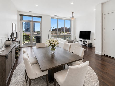 Tiny photo for 1124 W Adams Street #5E, Chicago, IL 60607 (MLS # 12677577)