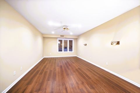 Tiny photo for 1220 Rudolph Road #1B, Northbrook, IL 60062 (MLS # 12552529)