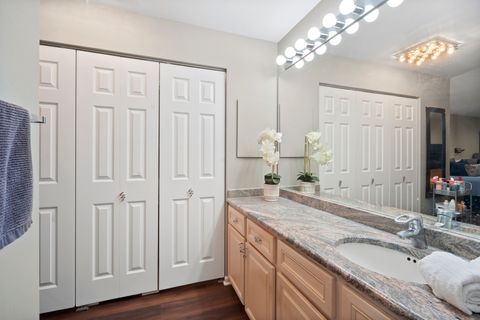 Tiny photo for 1220 Rudolph Road #1B, Northbrook, IL 60062 (MLS # 12552529)