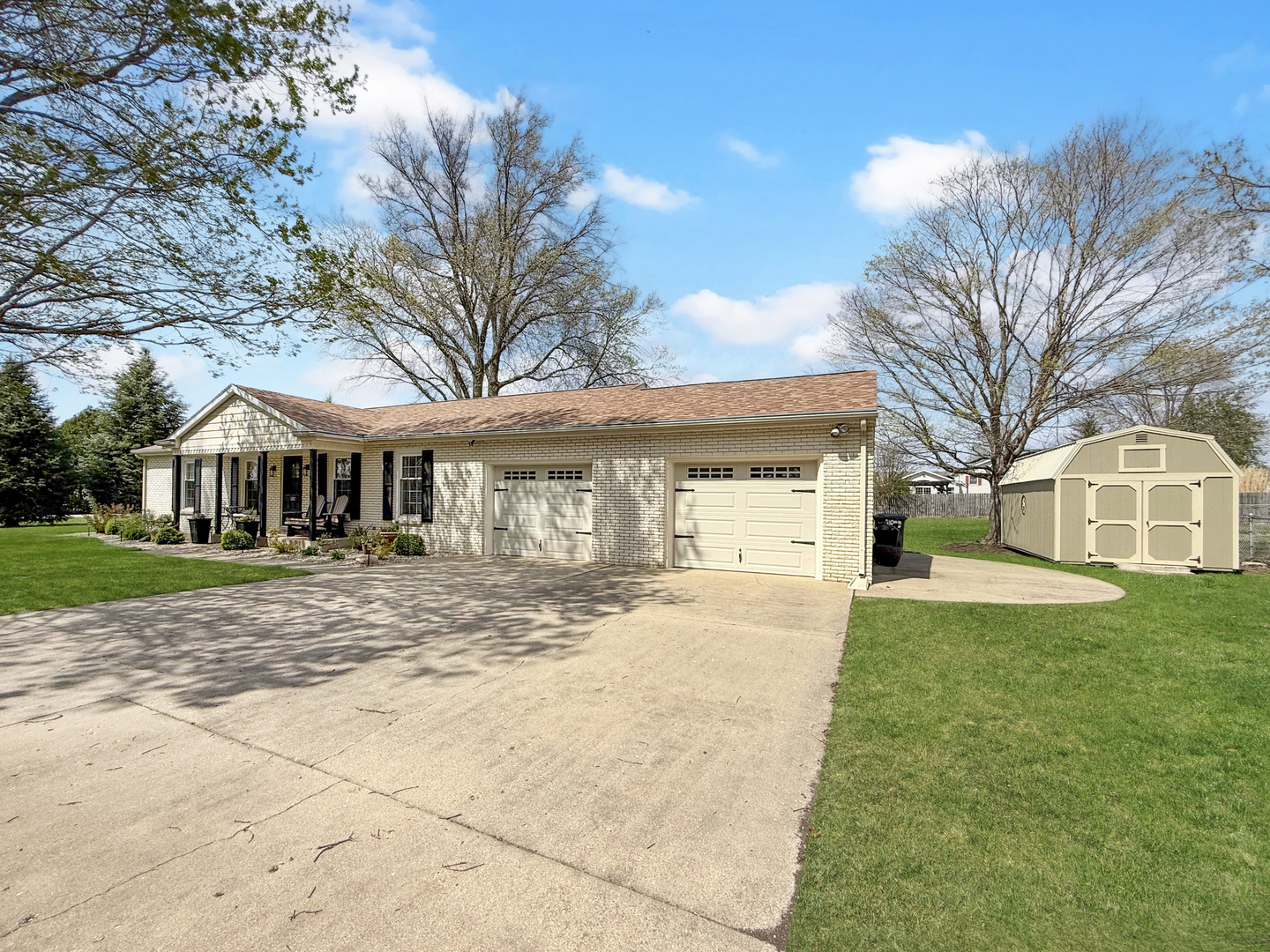 107 W Third Street