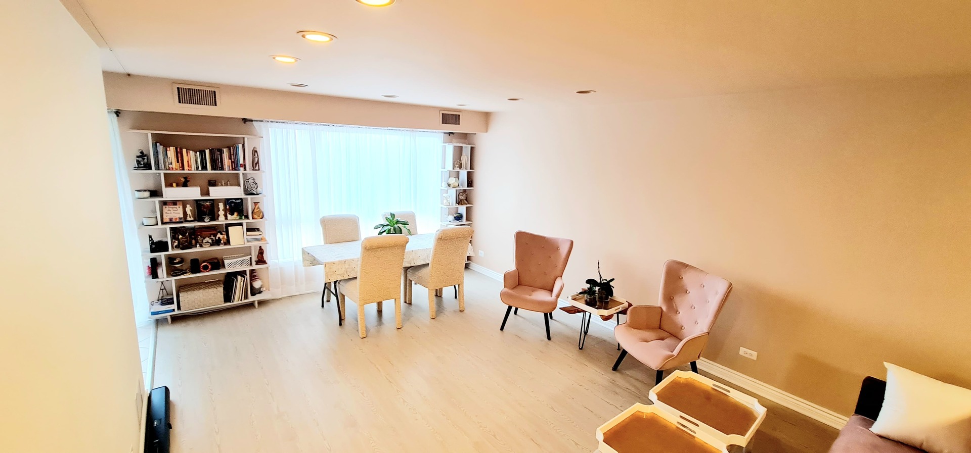 3700 Capri Court 206