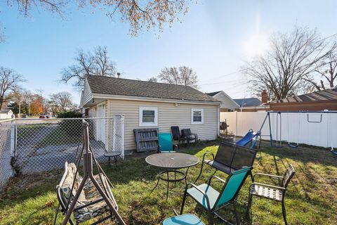 A home in Calumet Park