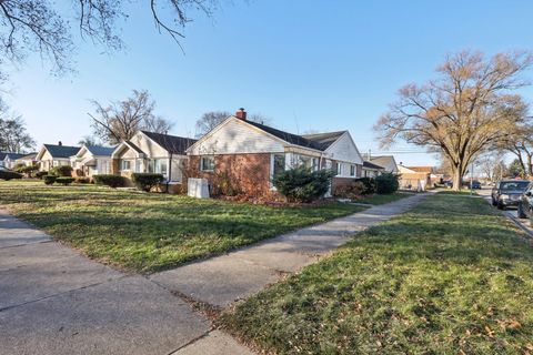 A home in Calumet Park