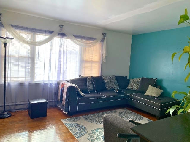 Berkeley, Illinois 60163, United States, 7 Bedrooms Bedrooms, ,3 BathroomsBathrooms,Residential,Active,165787