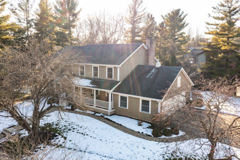 Tiny photo for 331 E Winchester Road, Libertyville, IL 60048 (MLS # 12569980)