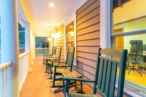 Tiny photo for 331 E Winchester Road, Libertyville, IL 60048 (MLS # 12569980)