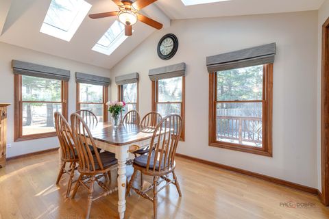 Tiny photo for 331 E Winchester Road, Libertyville, IL 60048 (MLS # 12569980)