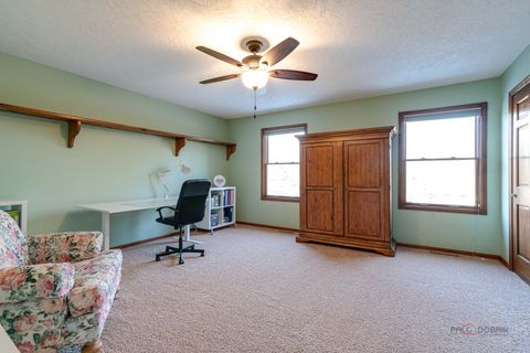 Tiny photo for 331 E Winchester Road, Libertyville, IL 60048 (MLS # 12569980)
