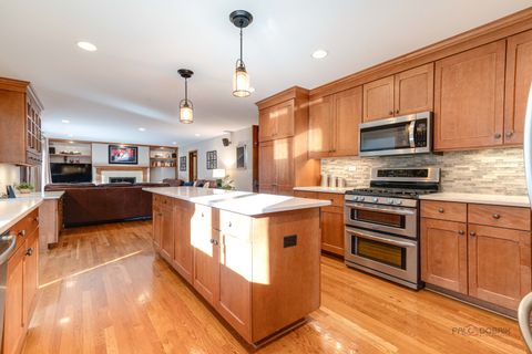 Tiny photo for 331 E Winchester Road, Libertyville, IL 60048 (MLS # 12569980)