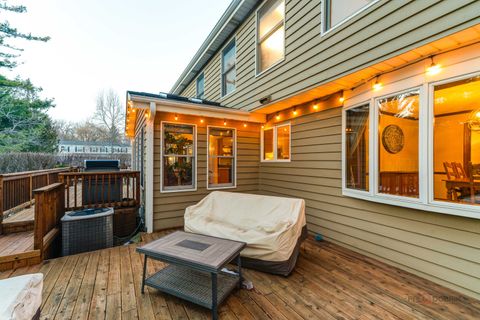 Tiny photo for 331 E Winchester Road, Libertyville, IL 60048 (MLS # 12569980)