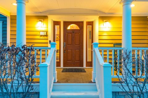 Tiny photo for 331 E Winchester Road, Libertyville, IL 60048 (MLS # 12569980)