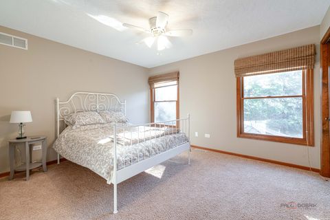 Tiny photo for 331 E Winchester Road, Libertyville, IL 60048 (MLS # 12569980)