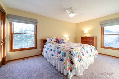 Tiny photo for 331 E Winchester Road, Libertyville, IL 60048 (MLS # 12569980)