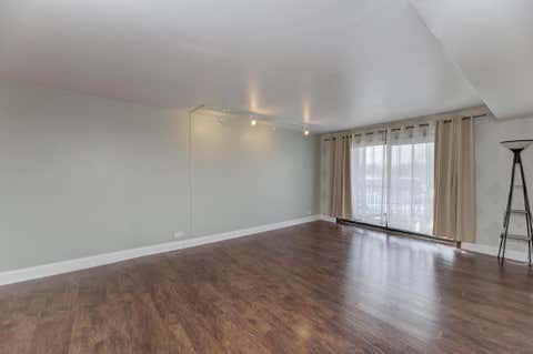 Tiny photo for 830 Elder Road #B303, Homewood, IL 60430 (MLS # 12721260)