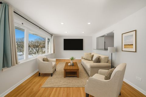 Tiny photo for 7635 S Oconto Avenue, Bridgeview, IL 60455 (MLS # 12555923)