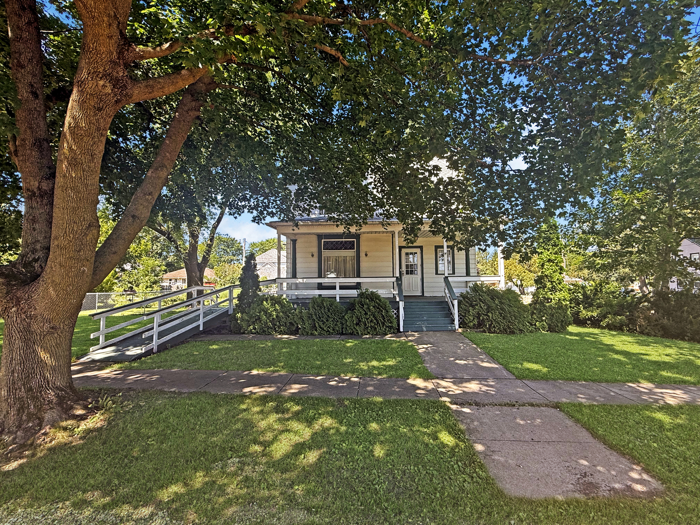 102 S 2nd Avenue