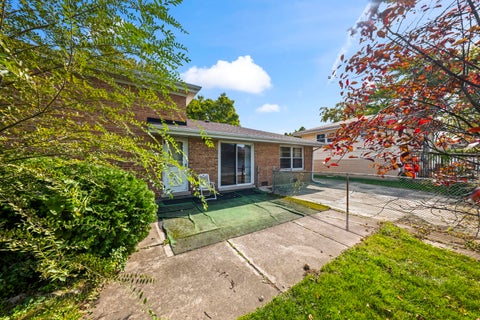 Tiny photo for 15354 Dobson Avenue, South Holland, IL 60473 (MLS # 12780674)