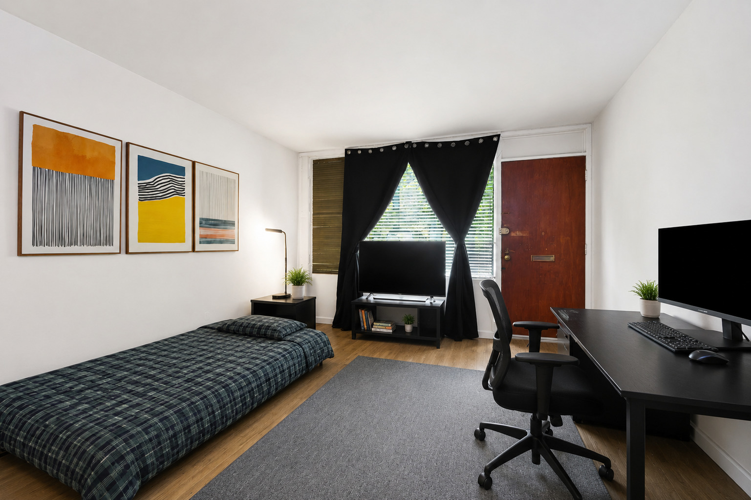 235 W Eugenie Street G10