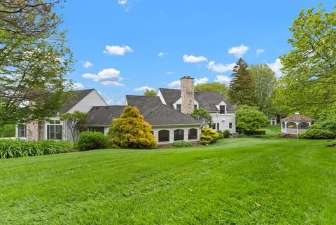 Tiny photo for 110 Inverway, Inverness, IL 60067 (MLS # 12461875)