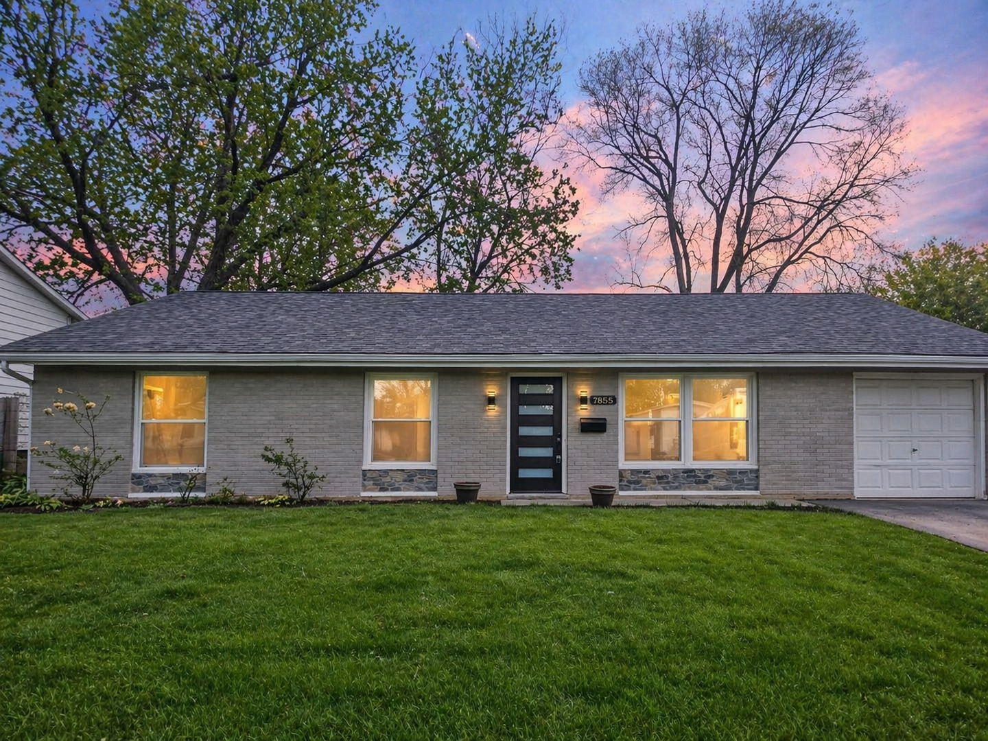 7855 Kensington Lane