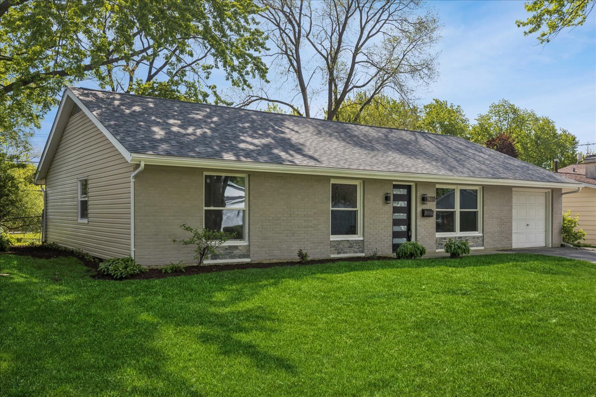 7855 Kensington Lane
