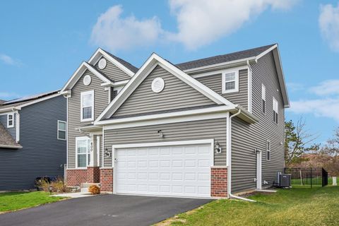 Tiny photo for 600 Alpine Drive, Algonquin, IL 60102 (MLS # 12602622)