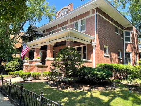Photo of 1446 W Summerdale Avenue W, Chicago, IL 60640 (MLS # 12694742)
